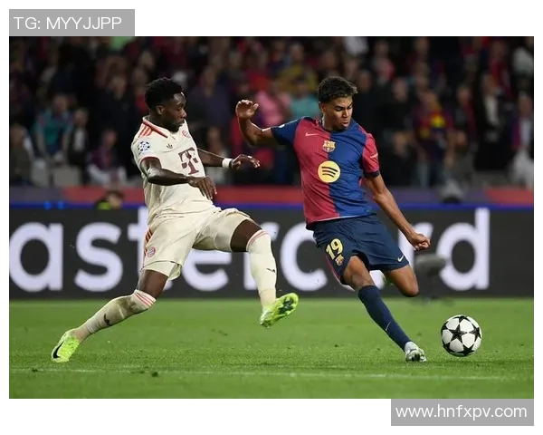 欧冠激战：巴萨逆转尤文图斯红牌事件引发全场热议解析