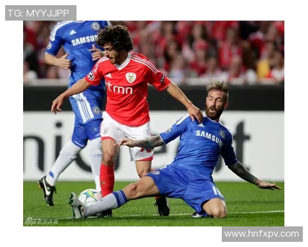 欧冠激战切尔西逆转本菲卡全场沸腾瞬间回顾与分析