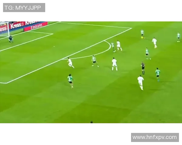 那不勒斯狂胜皇马五球大捷帽子戏法点燃全场激情